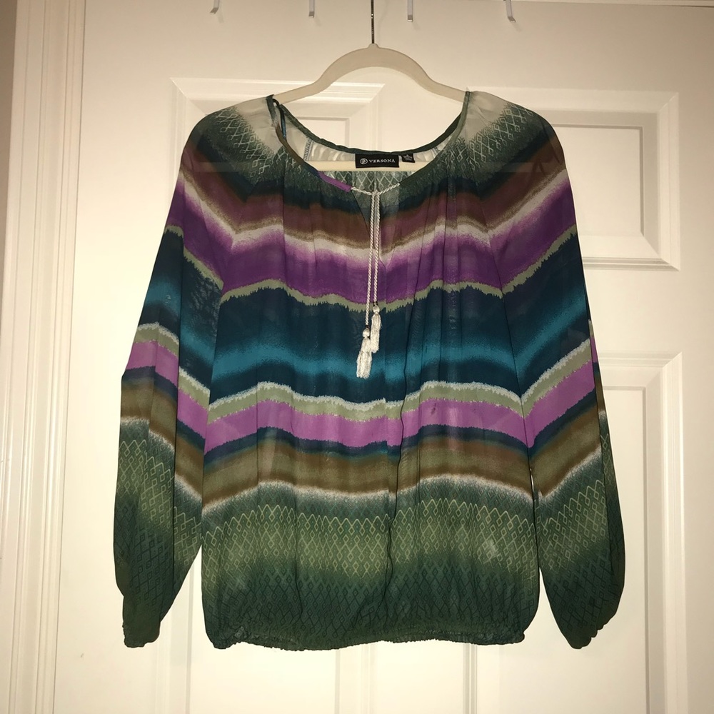 Versona blouse with tassels
